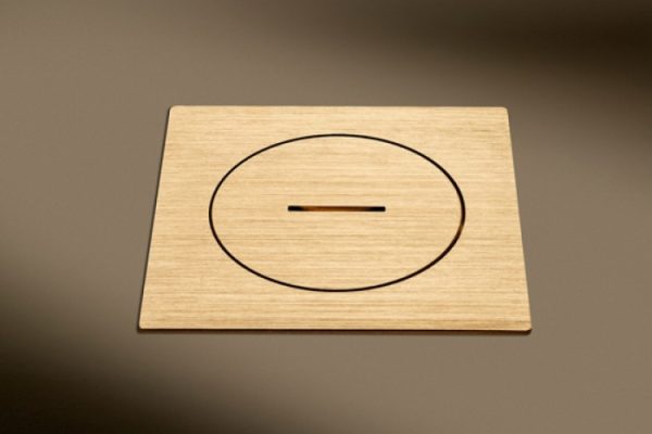 Energy-efficient LED lighting with smart control